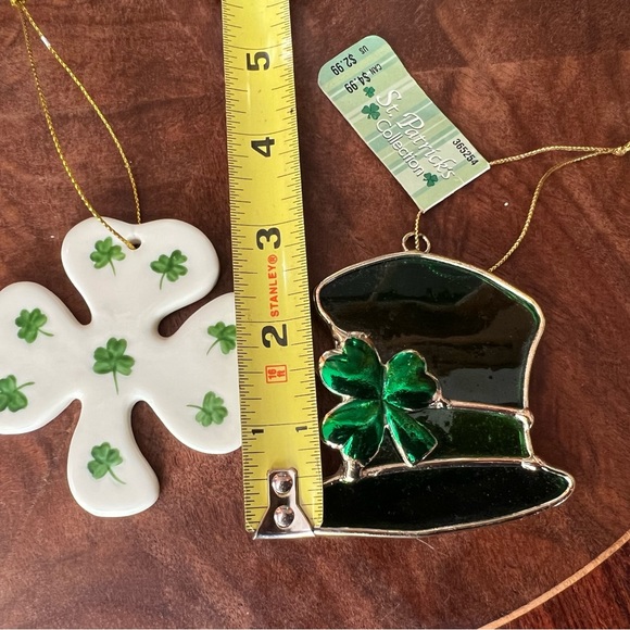 St Patrick’s Day Decor Lot Shamrock Crystal Shot Glass Stained Glass and More - Picture 6 of 11